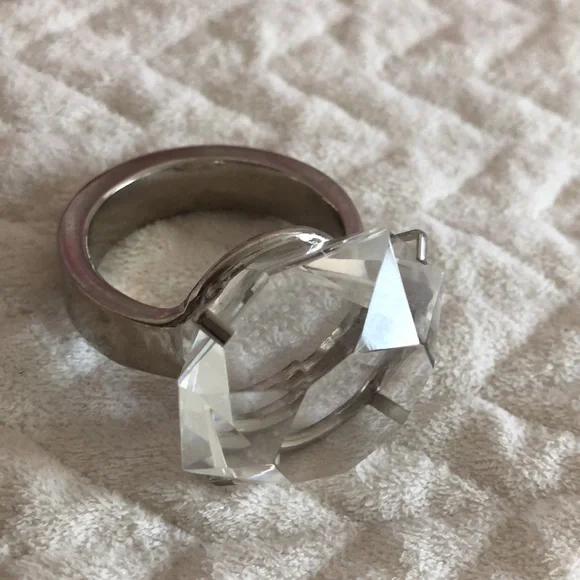 Diamond Shape Paperweight - Picture 2 of 6